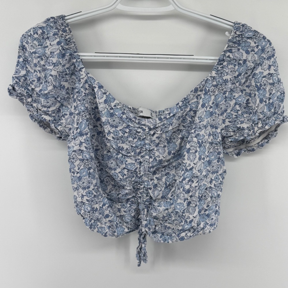 Hollister Blue Floral Ruched Front Smocked Back Puff Sleeve‎ Crop Top Womens M